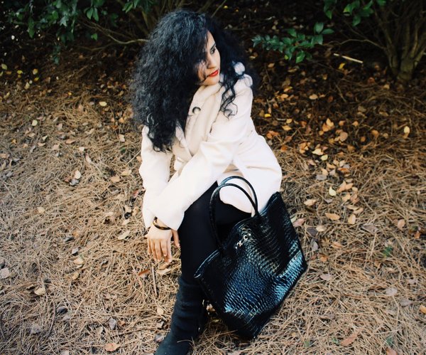 How to Select and Care for Luxury Silk Garments?